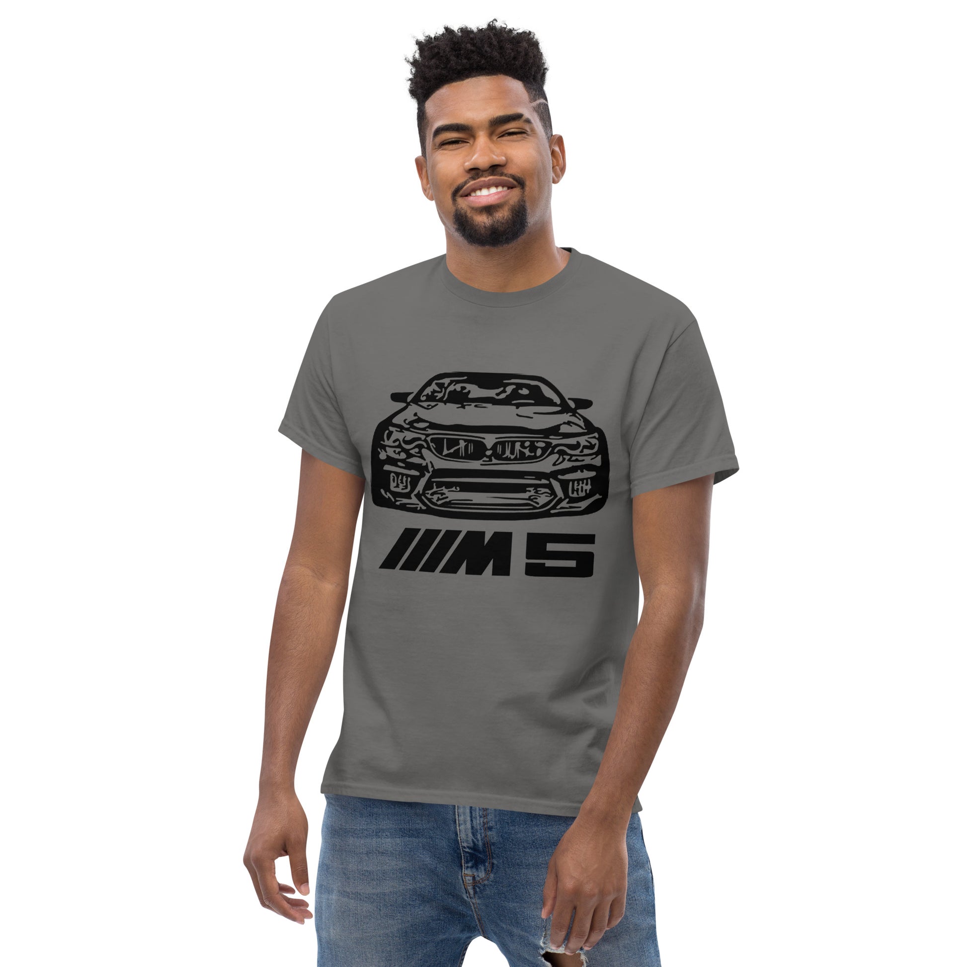 BMW M5 F90 mit Carbon Frontlippe T-Shirt T-Shirt JLR Design