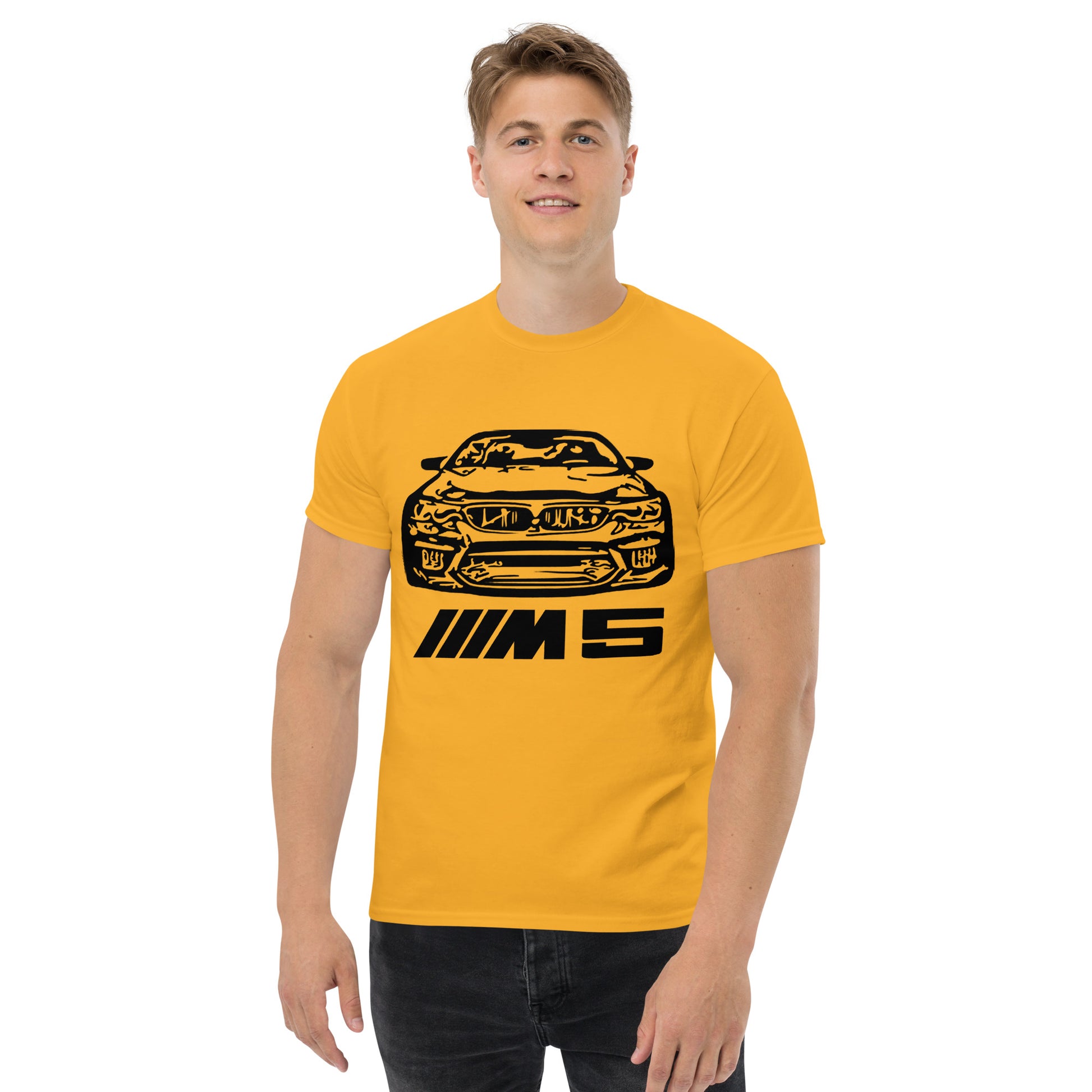 BMW M5 F90 mit Carbon Frontlippe T-Shirt T-Shirt JLR Design