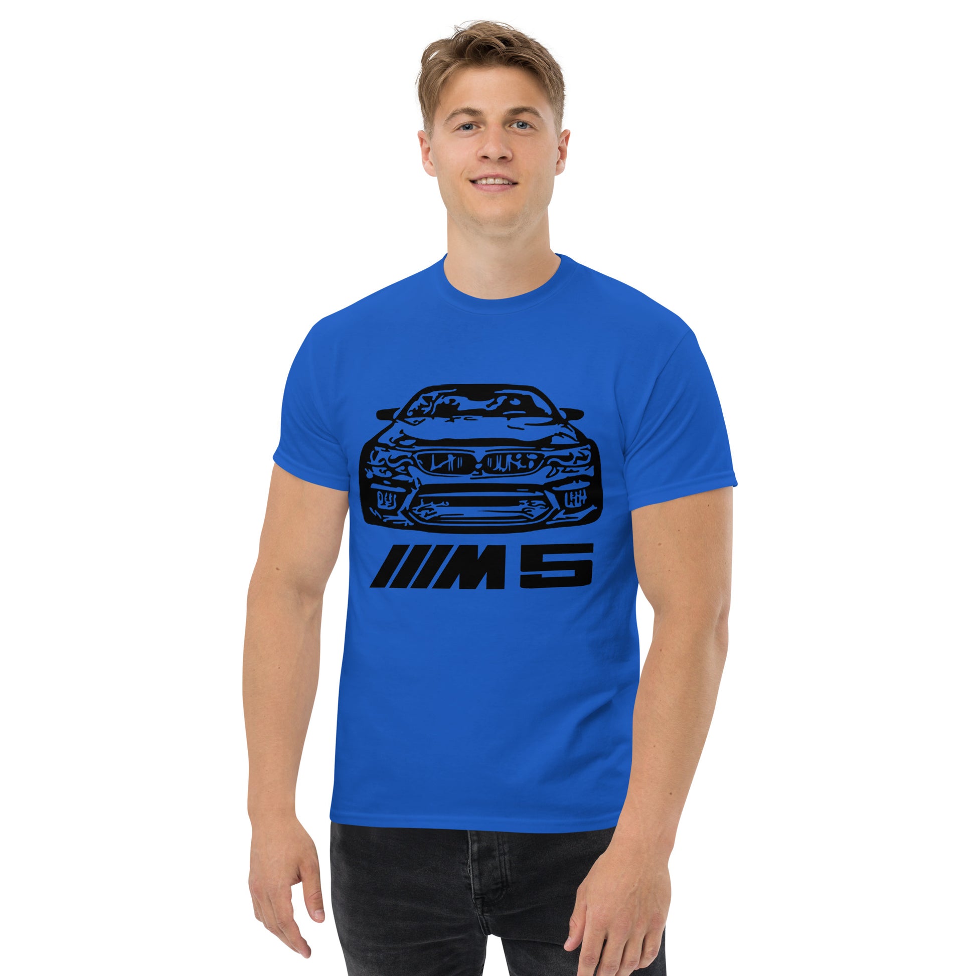 BMW M5 F90 mit Carbon Frontlippe T-Shirt T-Shirt JLR Design