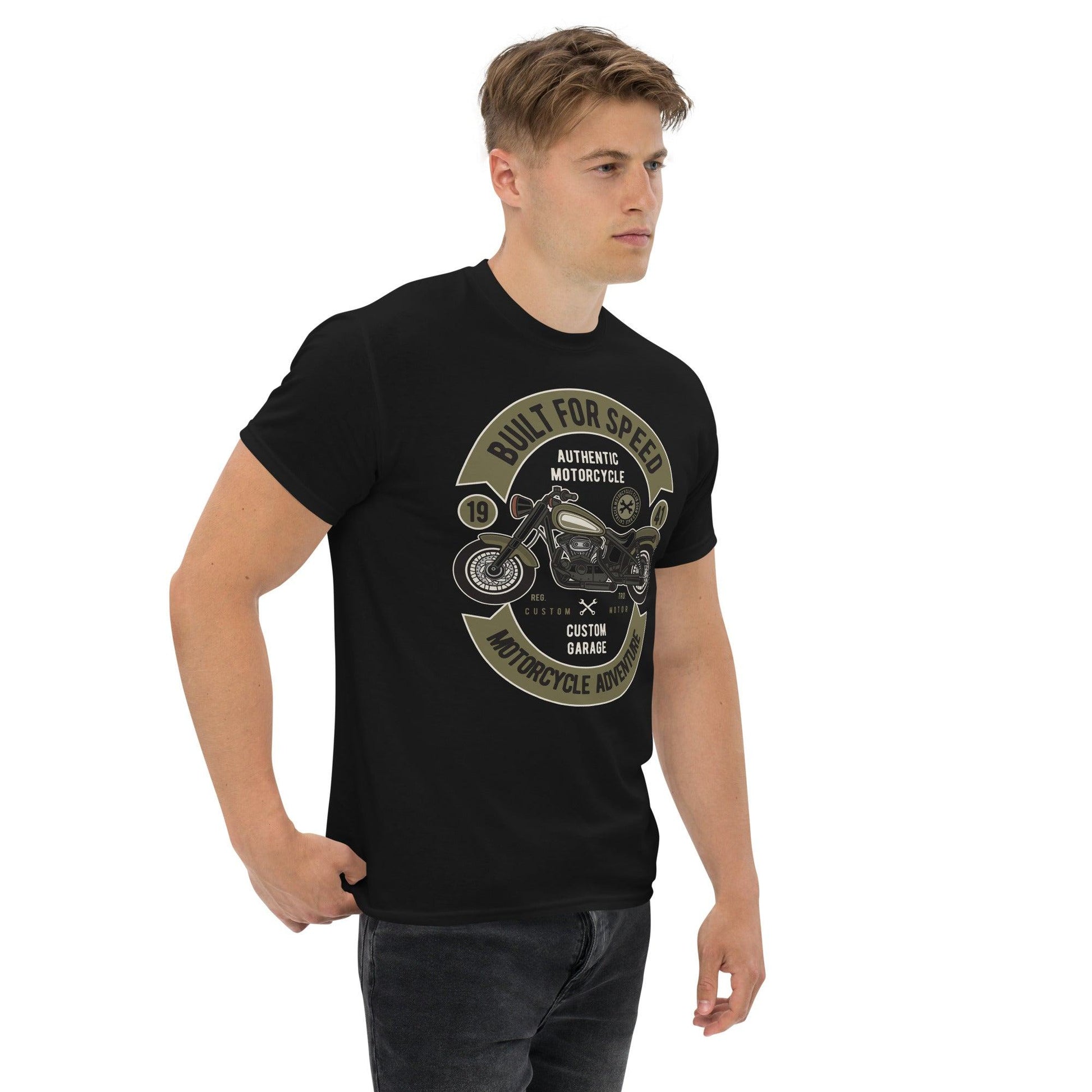 Built for Speed Herren-T-Shirt T-Shirt 29.99 Built, Herren, Speed, T-Shirt JLR Design