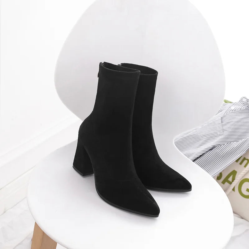 Edle Sock-Boots mit Blockabsatz High Heels 56.99 Chelsea, Heels, High JLR Design