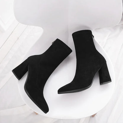 Edle Sock-Boots mit Blockabsatz High Heels 56.99 Chelsea, Heels, High JLR Design