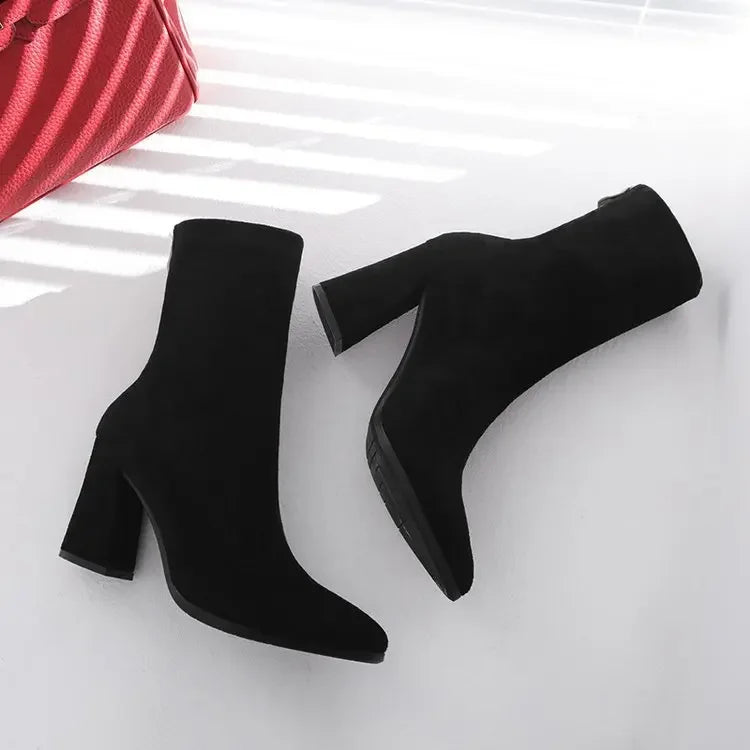 Edle Sock-Boots mit Blockabsatz High Heels 56.99 Chelsea, Heels, High JLR Design