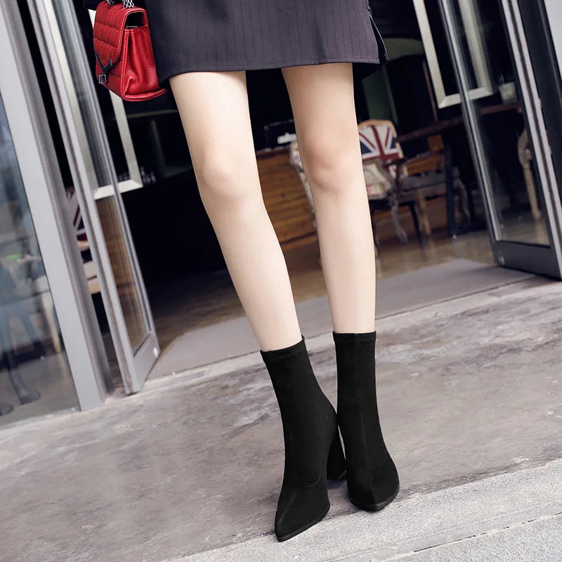 Edle Sock-Boots mit Blockabsatz High Heels 56.99 Chelsea, Heels, High JLR Design