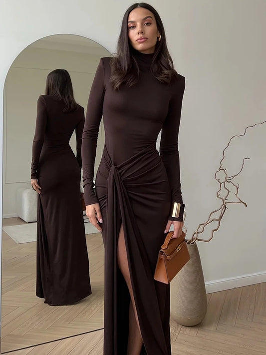 Enganliegendes Turtleneck Maxikleid mit Schlitz Kleid JLR Design