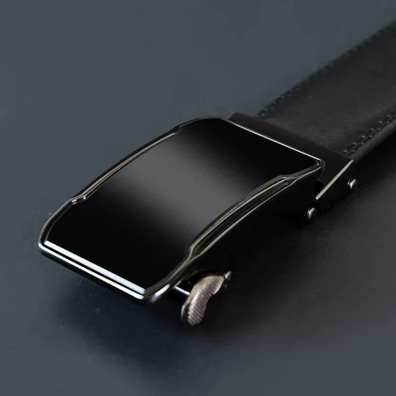 gurtel-mit-metall-ratschen-schnalle-im-futuristischen-design-gurtel-jlr-design-16347 - JLR Design