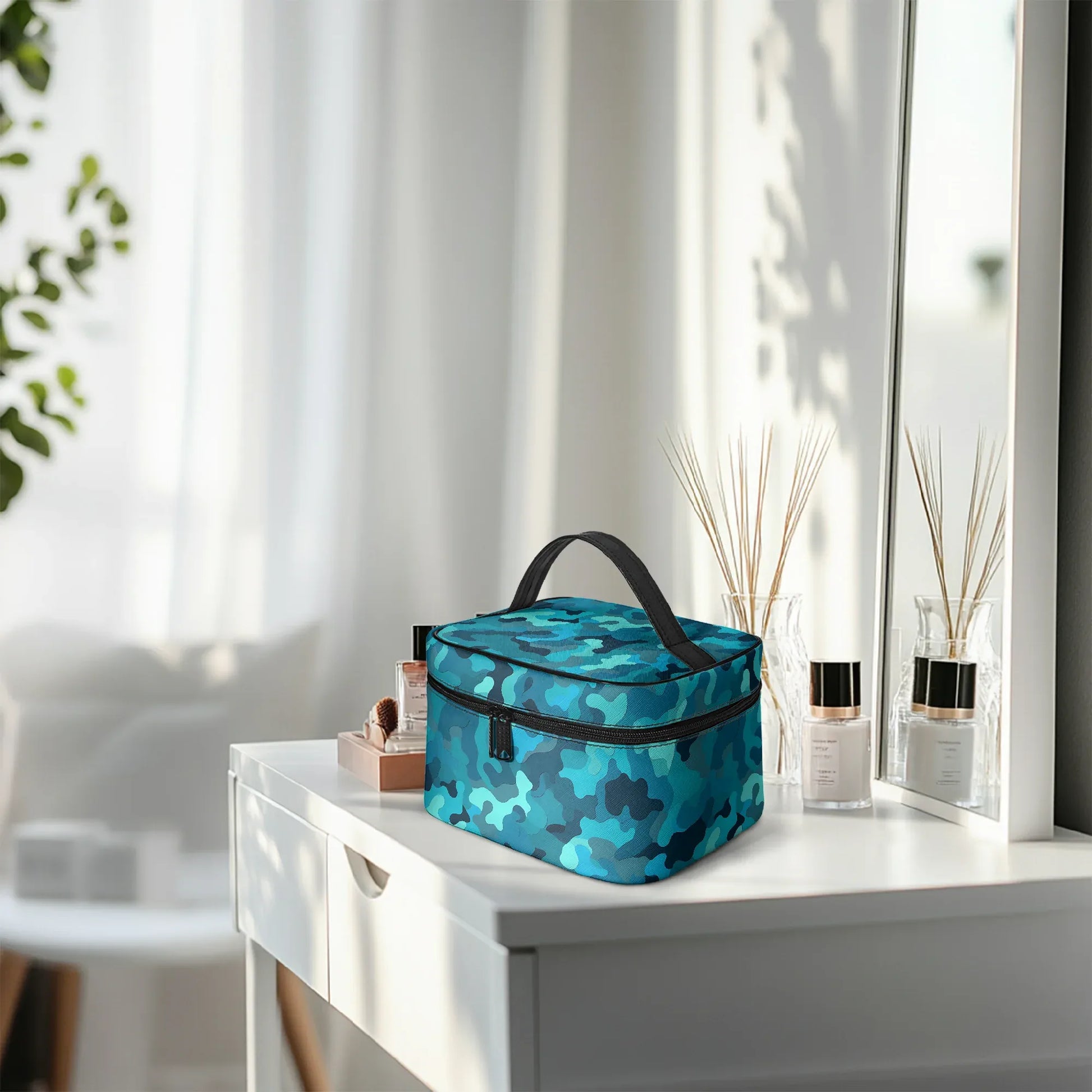 grosse-kosmetiktasche-blue-camouflage-v1-handbags-jlr-design-10 - JLR Design