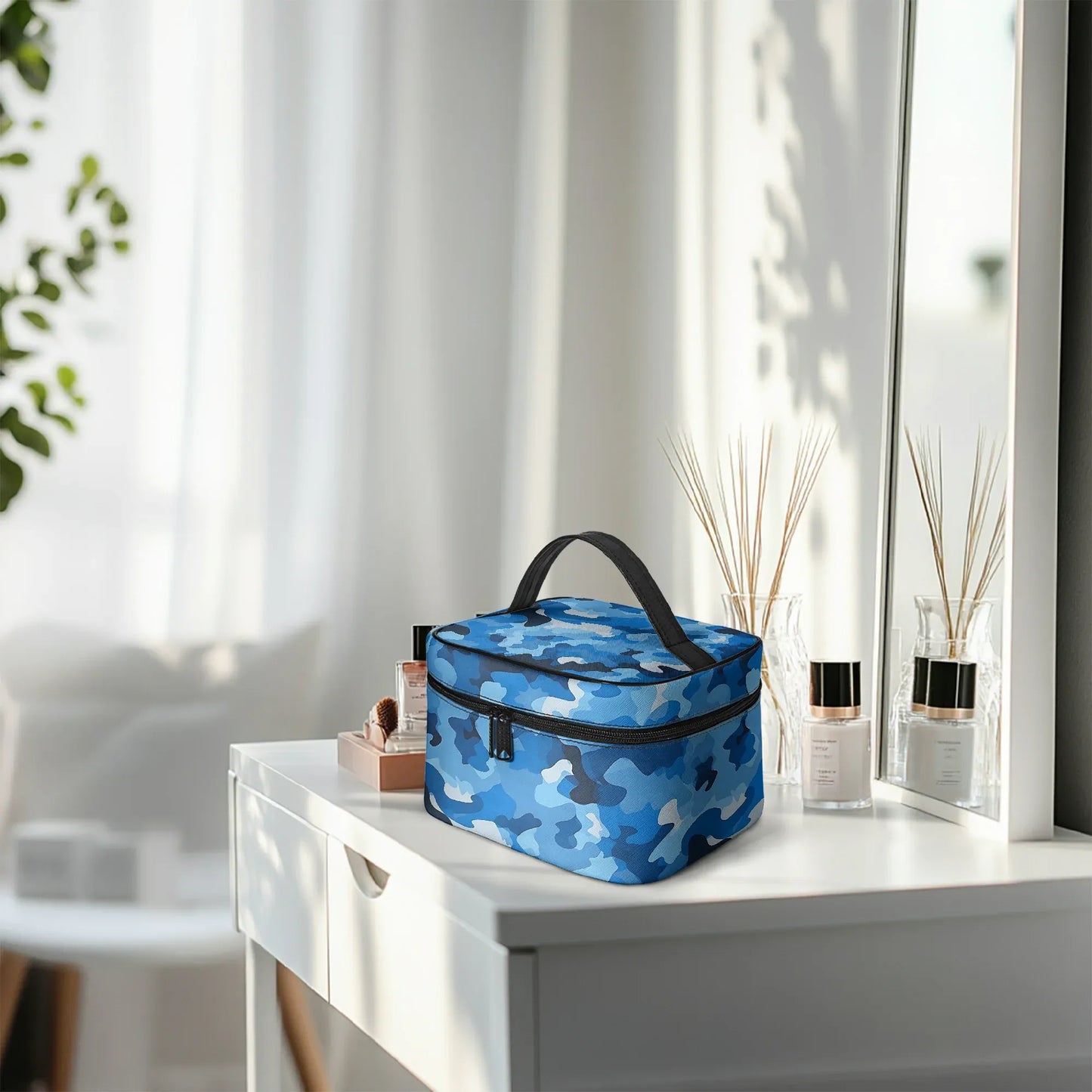 grosse-kosmetiktasche-blue-camouflage-v4-handbags-jlr-design-10 - JLR Design