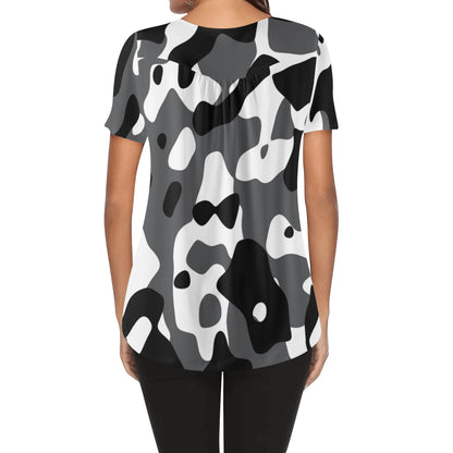 Lockere Bluse mit U-Ausschnitt und kurzen Ärmeln für Damen - Schwarz Grau Weiß Camouflage Bluse JLR Design