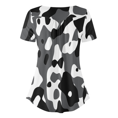 Lockere Bluse mit U-Ausschnitt und kurzen Ärmeln für Damen - Schwarz Grau Weiß Camouflage Bluse JLR Design