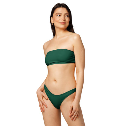nachhaltiger-bandeau-bikini-british-racing-green-recyceltes-material-mit-allover-druck-bikini-jlr-design-2 - JLR Design