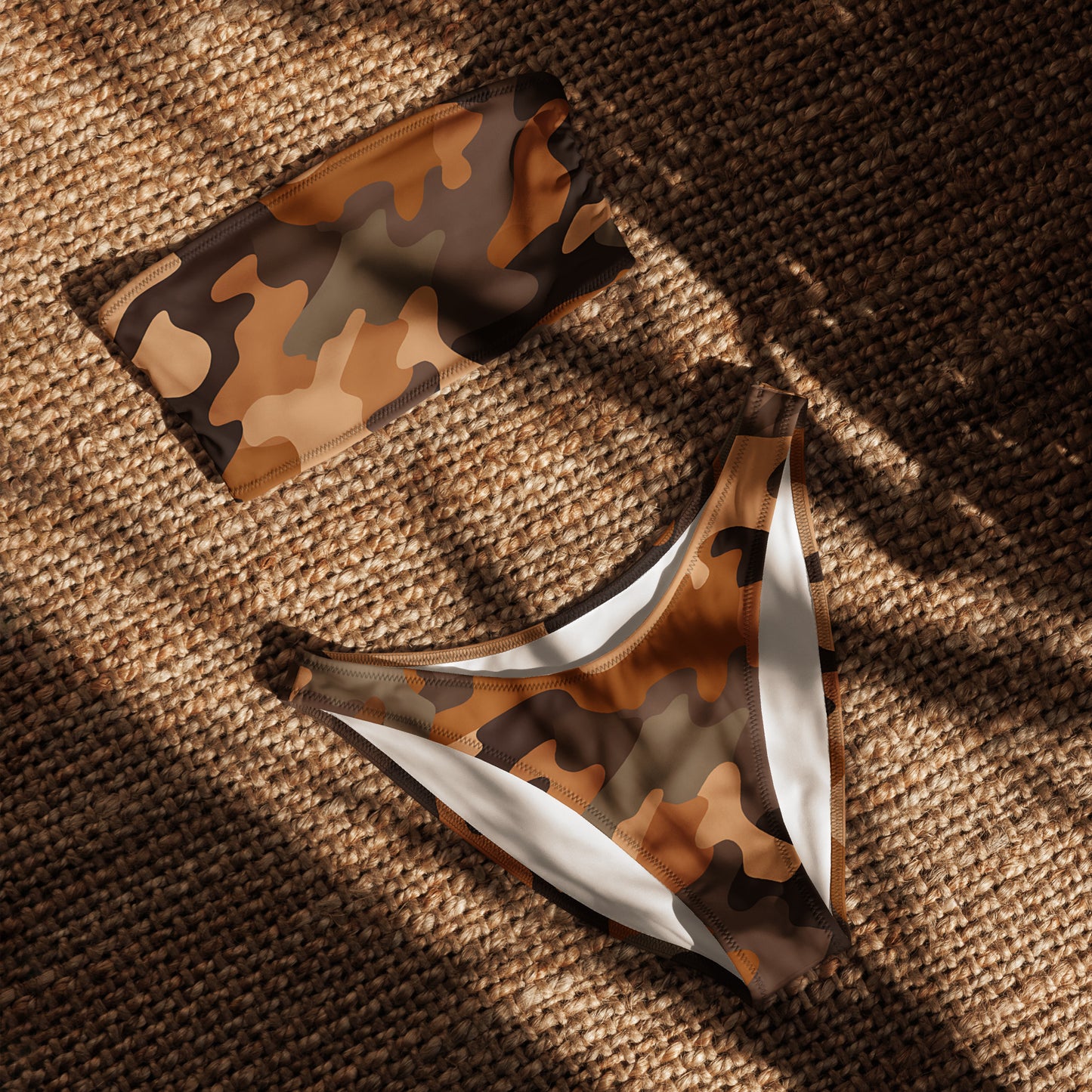 nachhaltiger-bandeau-bikini-brown-camouflage-v1-recyceltes-material-mit-allover-druck-bikini-jlr-design-4 - JLR Design