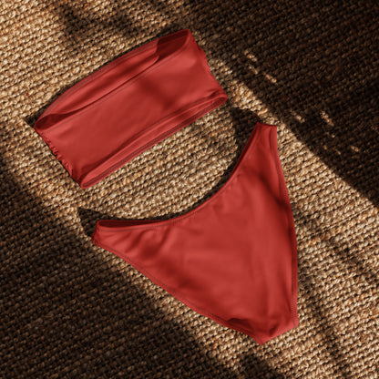 nachhaltiger-bandeau-bikini-harley-davidson-red-recyceltes-material-mit-allover-druck-bikini-jlr-design-5 - JLR Design