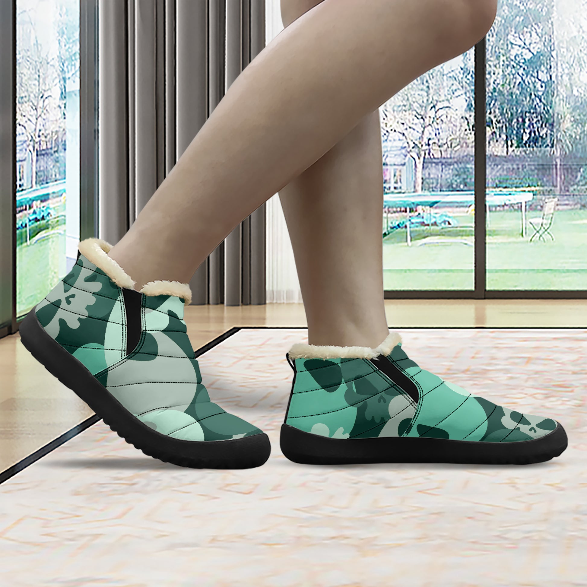 Niagara Skull Faux Fur Slipper Slipper JLR Design