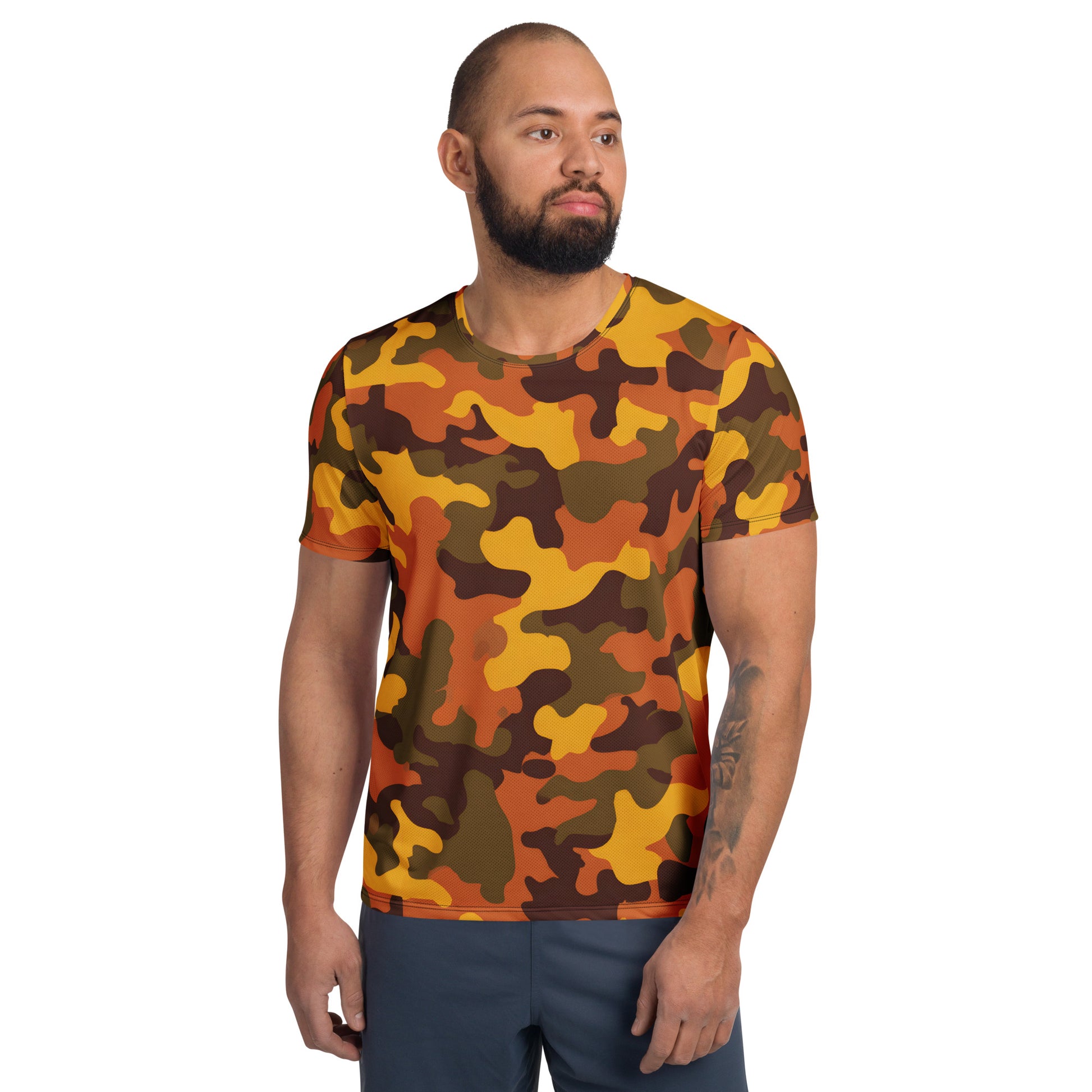 Orange Camouflage v2 Sport-T-Shirt für Herren Sport T-Shirt JLR Design