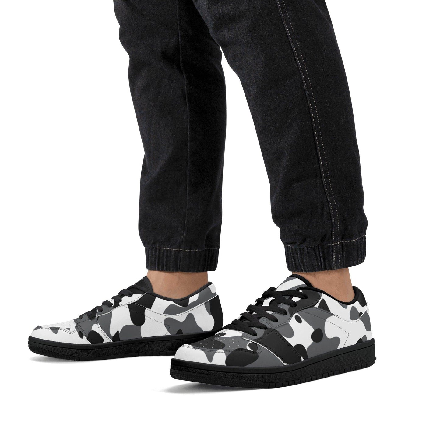 Schwarz Grau Weiß Camouflage Low Top Sneaker für Herren Low Top Sneaker 79.99 JLR Design