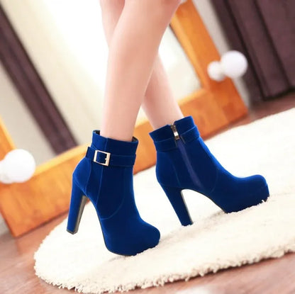 stylische-damen-winter-heels-mit-schnalle-and-absatz-high-heels-jlr-design-66633 - JLR Design