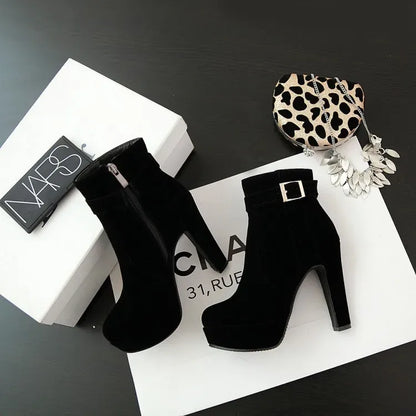 stylische-damen-winter-heels-mit-schnalle-and-absatz-high-heels-jlr-design-37767 - JLR Design