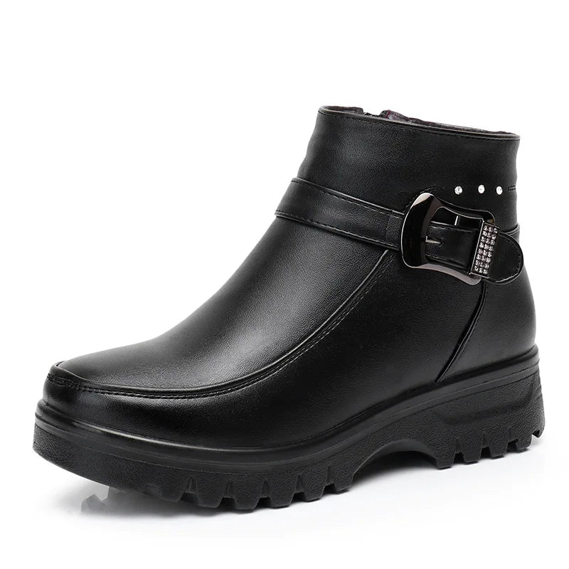 Warme Leder-Stiefeletten mit weichem Plüsch Boots 113.99 Boots, Plüsch, Stiefelletten JLR Design