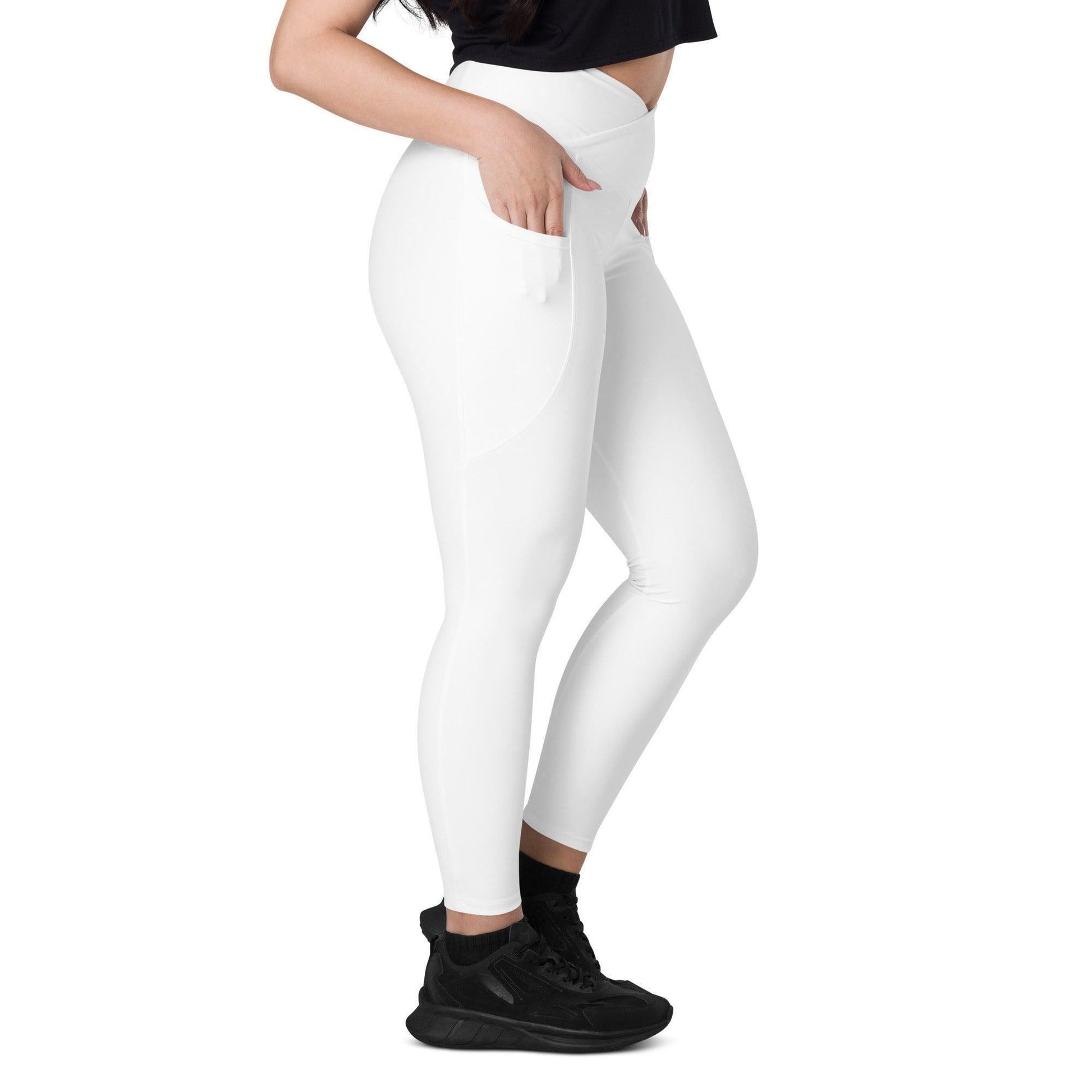 Weiße Damen V-Bund-Leggings mit Taschen V-Bund Leggings 59.99 1 Tasche auf jeder Seite, atmungsaktives Material, Damen, Design, einfarbig, Elastan, Fashion, Hoch tailliert, hoher Tragekomfort, Komfort, Mode, OEKOTEX100, Outfit, Polyester, schmeichelhafter Schnitt, Style, UPF50, V Bund Leggings, weiße, white JLR Design