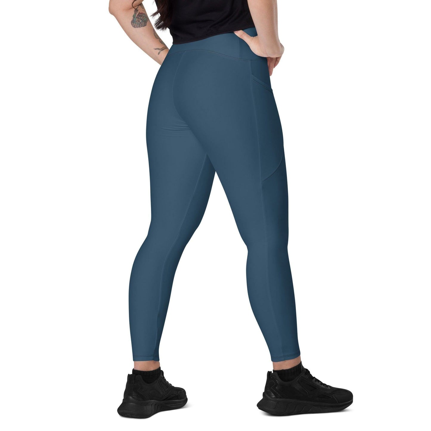 Arapawa Damen V-Bund Leggings mit Taschen V-Bund Leggings 59.99 1 Tasche auf jeder Seite, Arapawa, atmungsaktives Material, blau, blue, Damen, Design, einfarbig, Elastan, Fashion, Hoch tailliert, hoher Tragekomfort, Komfort, Mode, OEKOTEX100, Outfit, Polyester, schmeichelhafter Schnitt, Style, UPF50, V-Bund Leggings JLR Design