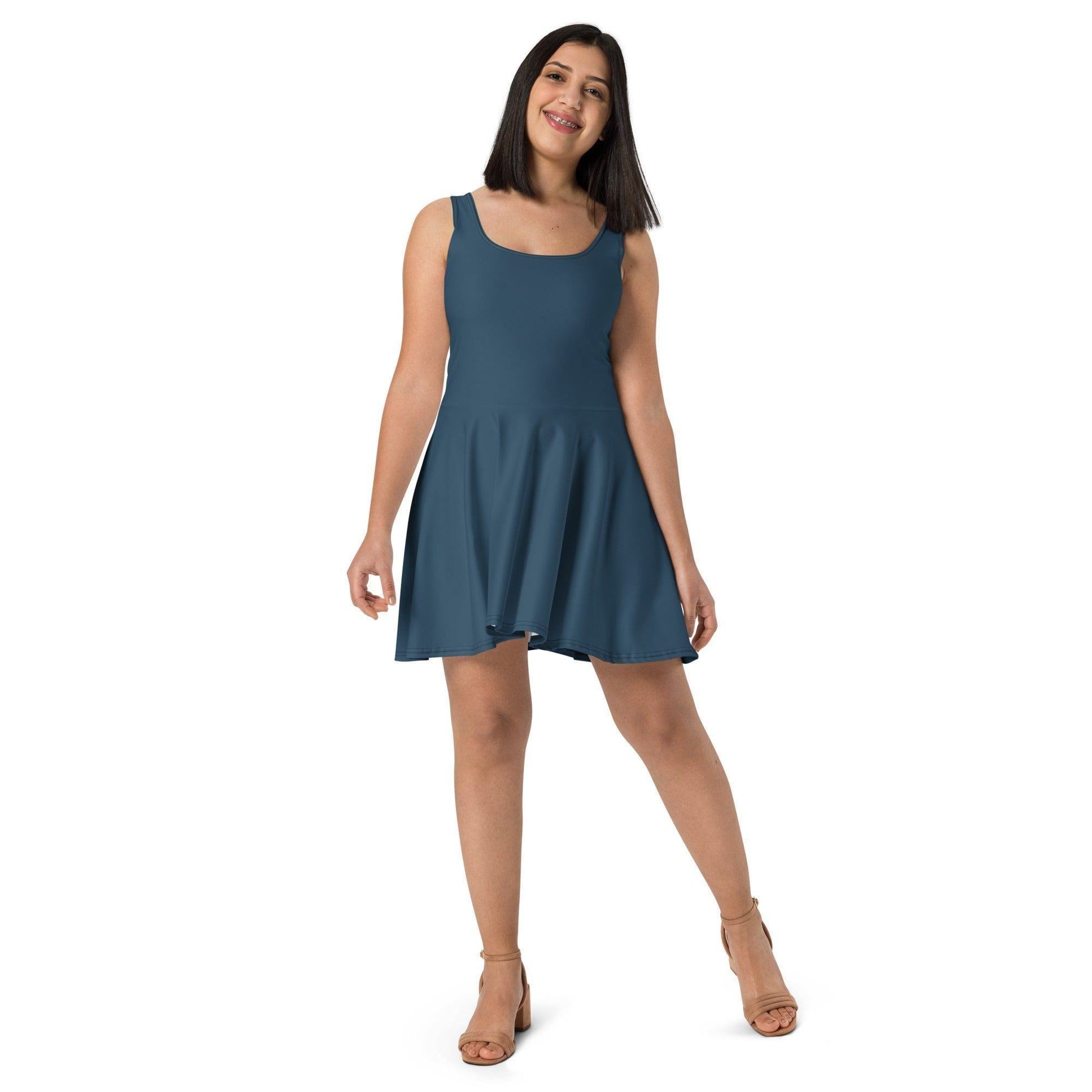 Arapawa Skater Kleid Skater Kleid 56.99 Arapawa, ausgestellt, ausgestellter, blau, blue, Dame, Damen, einfarbig, Elastan, Frau, Frauen, Freizeit, Glatter, Kleid, Mitte, mittellanger, Muster, Nähte, Overlock, Pattern, Polyester, Rock, Saum, schmeichelhaft, Skater, Sport, Stoff, trendy, Weiblich, wühlfühlend, Überdeck JLR Design