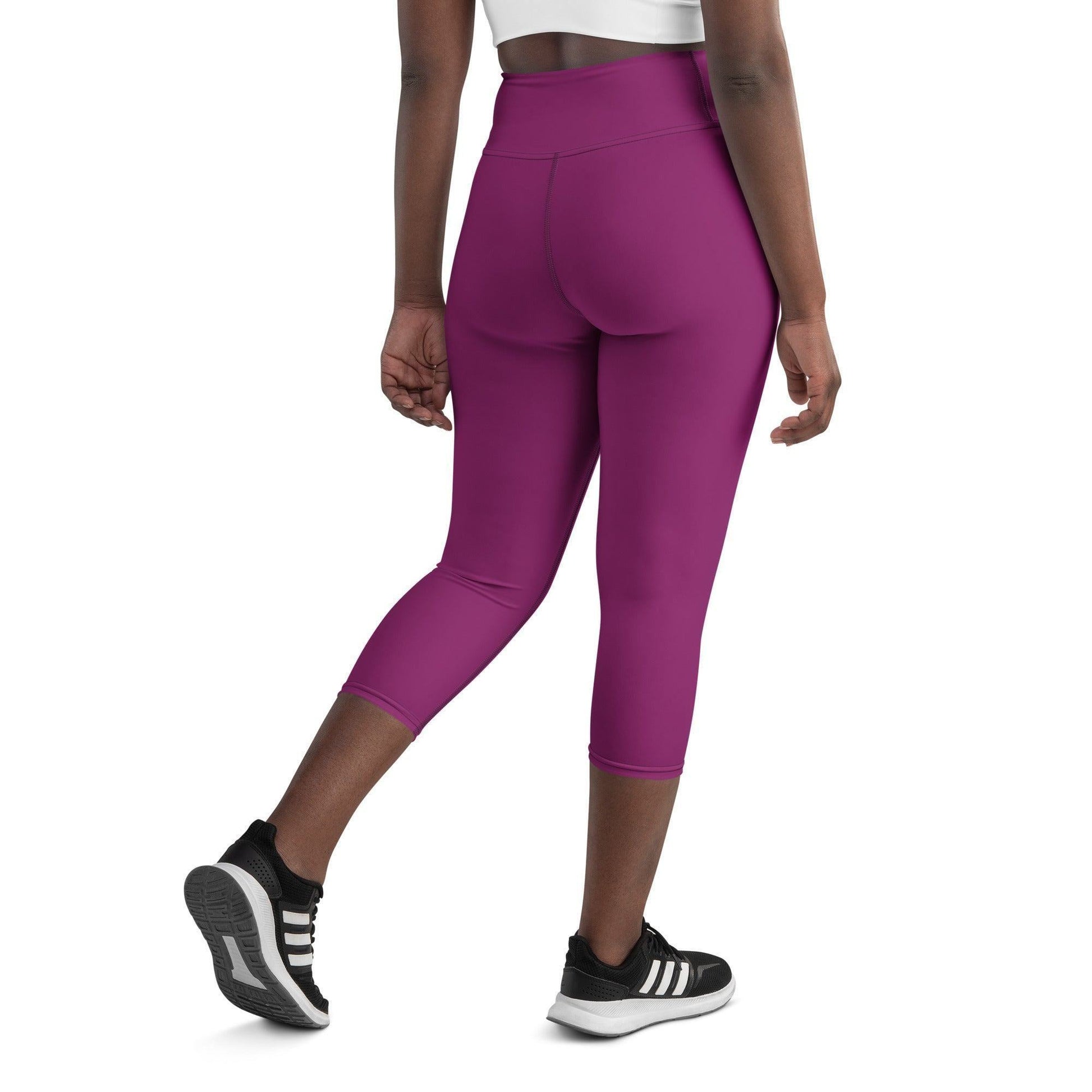 Aubergine Damen Yoga Capri Leggings Yoga Capri Leggings 49.99 Aubergine, Bewebungsfreiheit, Bewegung, Bund, Capri, Damen, Design, einfarbig, Elastan, Fashion, Fitness, Fitnessstudio, Flacher, Gummizug, Gym, hochwertig, Körper, Leggings, Material, Mode, Polyester, Saum, Session, Sport, Streetwear, Style, USF50, Vier-Wege-Stretch, Wadenlang, Yoga JLR Design