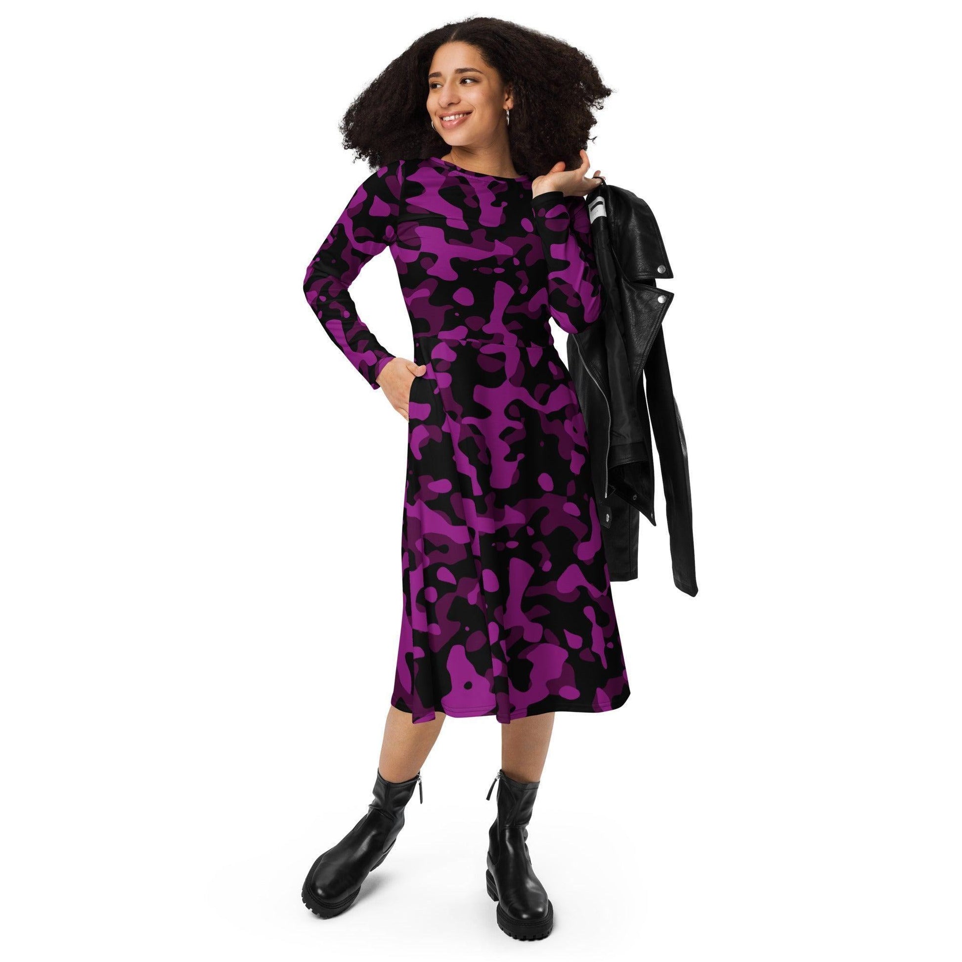 Black Violet Camouflage langärmliges Midikleid Midikleid 67.99 black, Boot-Ausschnitt, camo, camouflage, Damen, Elastan, eng anliegend, Frauen, Jersey, muster, OEKOTEX100, pattern, Polyester, Premium, purple, schwarz, Seitentaschen, Strickstoff, Taille, Unterteil, violet JLR Design