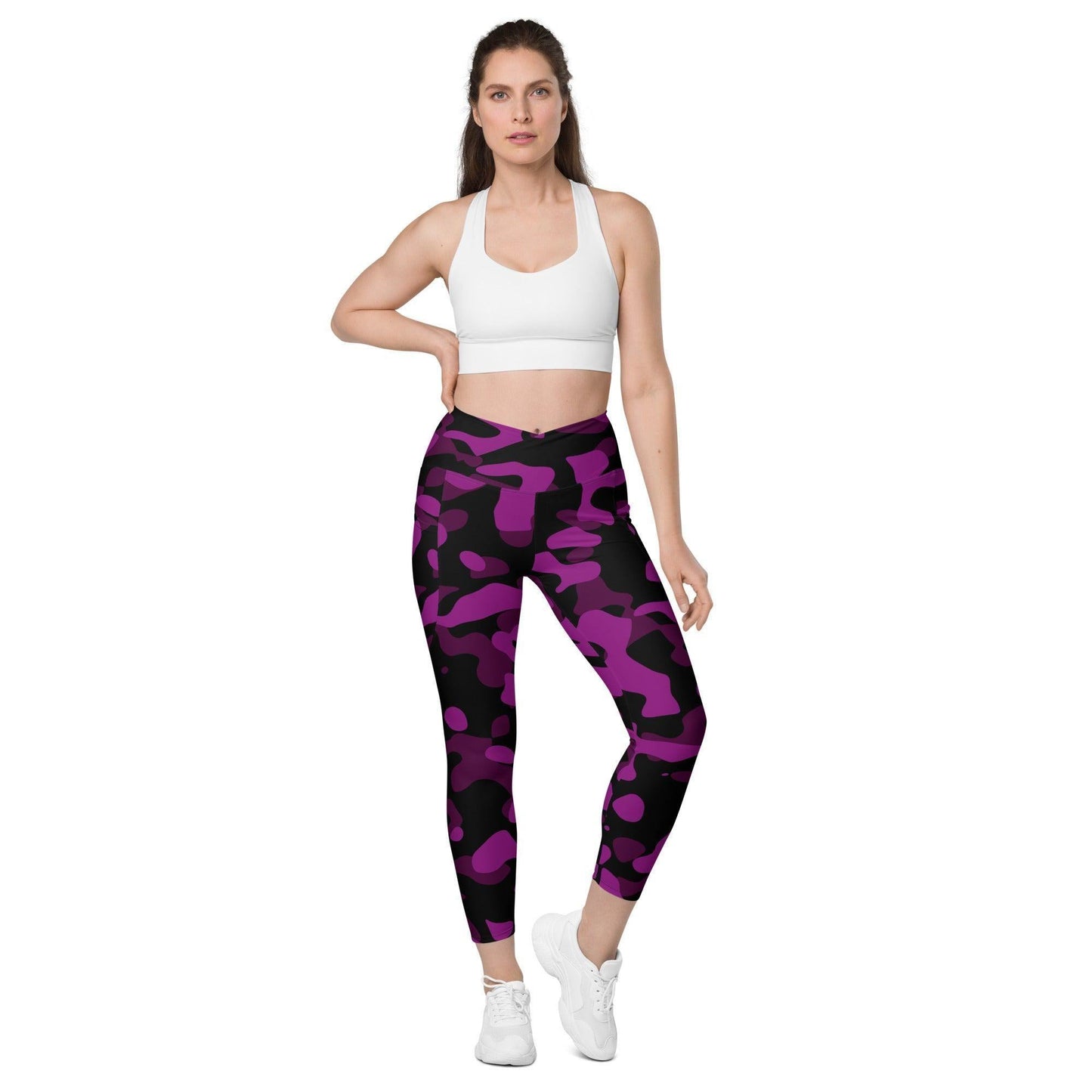 Black Violet Damen V-Bund Leggings mit Taschen V-Bund Leggings 64.99 1 Tasche auf jeder Seite, atmungsaktives Material, Black, Camo, Camouflage, Damen, Design, Elastan, Fashion, Hoch tailliert, hoher Tragekomfort, Komfort, Lila, Mode, Muster, OEKOTEX100, Outfit, Polyester, schmeichelhafter Schnitt, Schwarz, Style, Tarnfarbe, Tarnmuster, UPF50, V Bund Leggings, Violet JLR Design