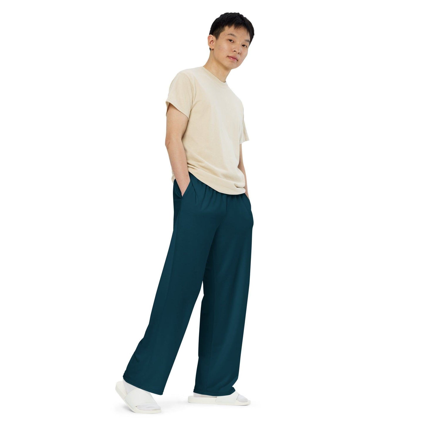 Blauwal Hose mit weitem Bein Hose mit weitem Bein 53.99 atmungsaktiv, Bein, beont, Bewegungsfreiheit, blau, blauwal, blue, einfarbig, Elastan, Figur, Hose, Komfort, Kordelzug, leicht, Look, Loungewear, luftige, lässig, OEKOTEX100, optisch, Passform, Polyester, Pyjama, Seitentaschen, Sommer, Stoff, stretch, Taille, weitem JLR Design