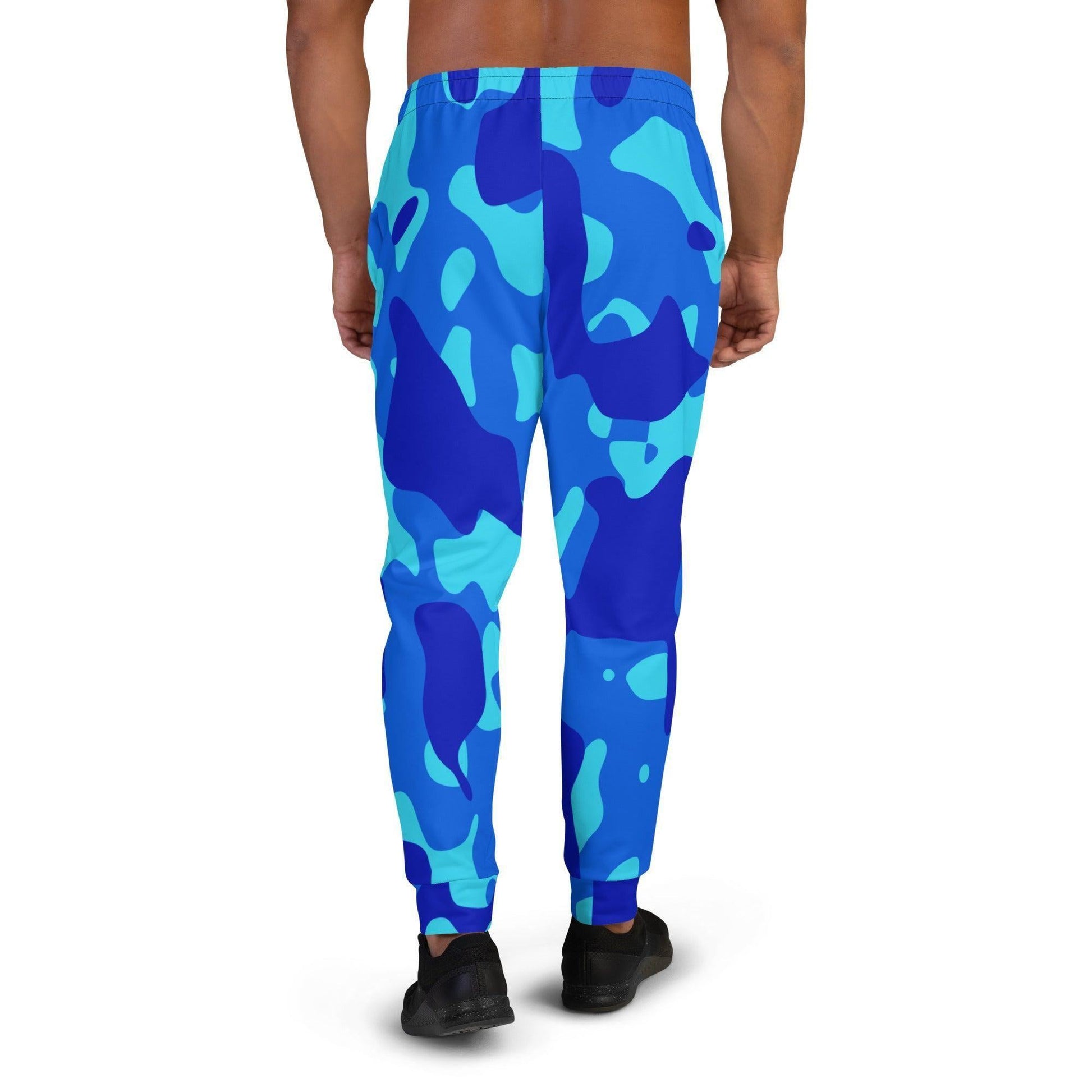 Blue Camouflage Herren Jogginghose Jogginghose 66.99 atmungsaktiv, Baumwolle, blau, blue, Bündchen, Camo, Camouflage, Elastan, Fitness, Fleece, Gym, Herren, Jogginghose, Kordelzug, Mann, Muster, Männer, OEKOTEX100, Passform, Passoform, Pattern, Polyester, Relaxen, schlanke, Sport, Tarnfarben, Taschen, Tragekomfort JLR Design