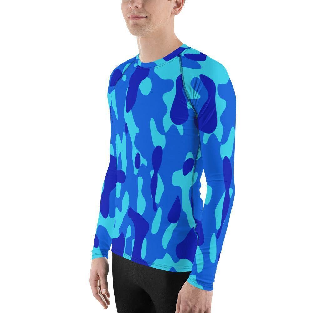 Blue Camouflage Herren Rash Guard Rash Guard 59.99 4-Wege, Atmungsaktiv, bequem, blau, blue, Camo, Camouflage, Design, Elastan, Fashion, Flachnaht, Guard, Hautschutz, Kompression, Langarmshirt, Mode, Männermode, Outdoor, Pattern, Polyester, Rash, Sand, Schwimmen, Sonnenschutz, Sportbekleidung, Strandmode, Stretchstoff, Style, Surfen, Tarnmuster, trocknend, Wassersport, Wind JLR Design