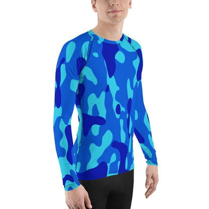 Blue Camouflage Herren Rash Guard Rash Guard 59.99 4-Wege, Atmungsaktiv, bequem, blau, blue, Camo, Camouflage, Design, Elastan, Fashion, Flachnaht, Guard, Hautschutz, Kompression, Langarmshirt, Mode, Männermode, Outdoor, Pattern, Polyester, Rash, Sand, Schwimmen, Sonnenschutz, Sportbekleidung, Strandmode, Stretchstoff, Style, Surfen, Tarnmuster, trocknend, Wassersport, Wind JLR Design