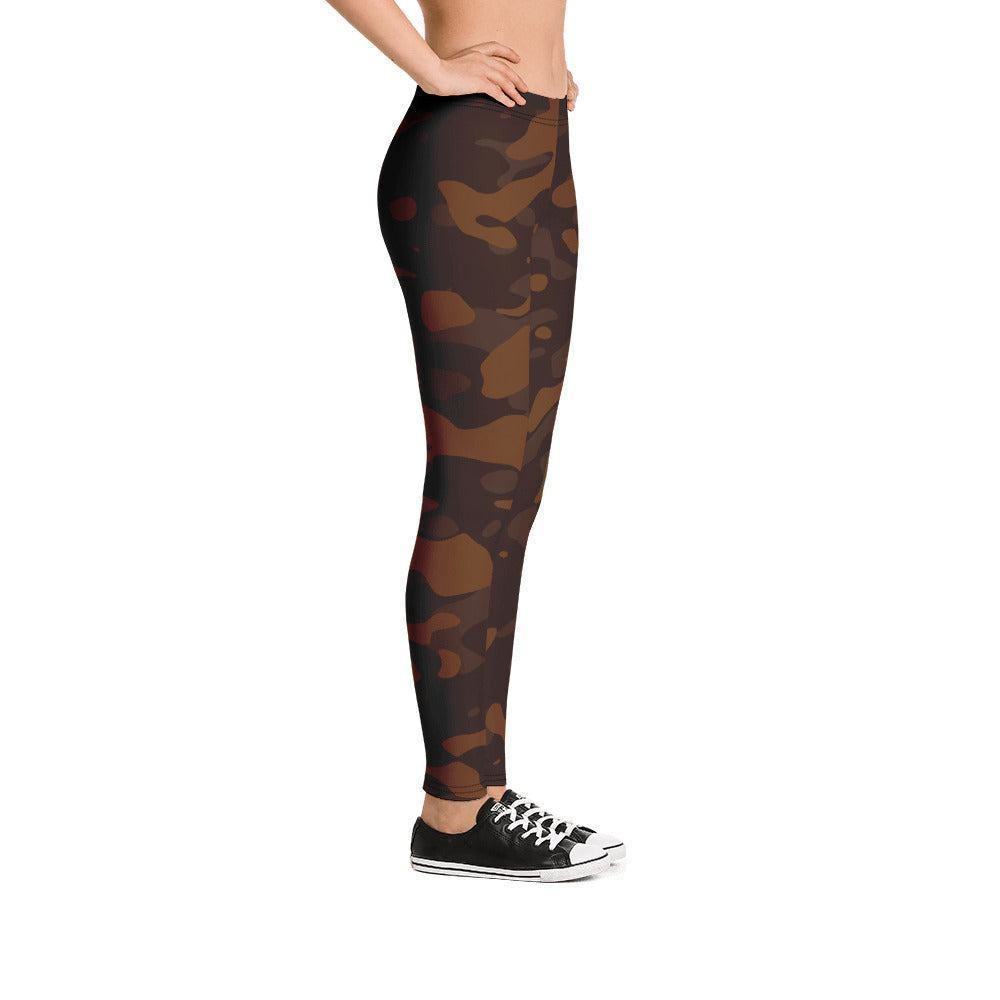 Braun Camouflage Damen Leggings Leggings 59.99 Aktivität, braun, brown, Camo, Camouflage, Damen, Damenmode, dehnbar, Design, einfarbig, elegant, Fashion, figurbetont, Fitness, laufen, Leggings, Mode, Muster, Outfit, Pattern, Pilates, Sportbekleidung, Sportlerin, Streetwear, Stretch, stylisch, Tarnmuster, Tragekomfort, weich, Yoga JLR Design