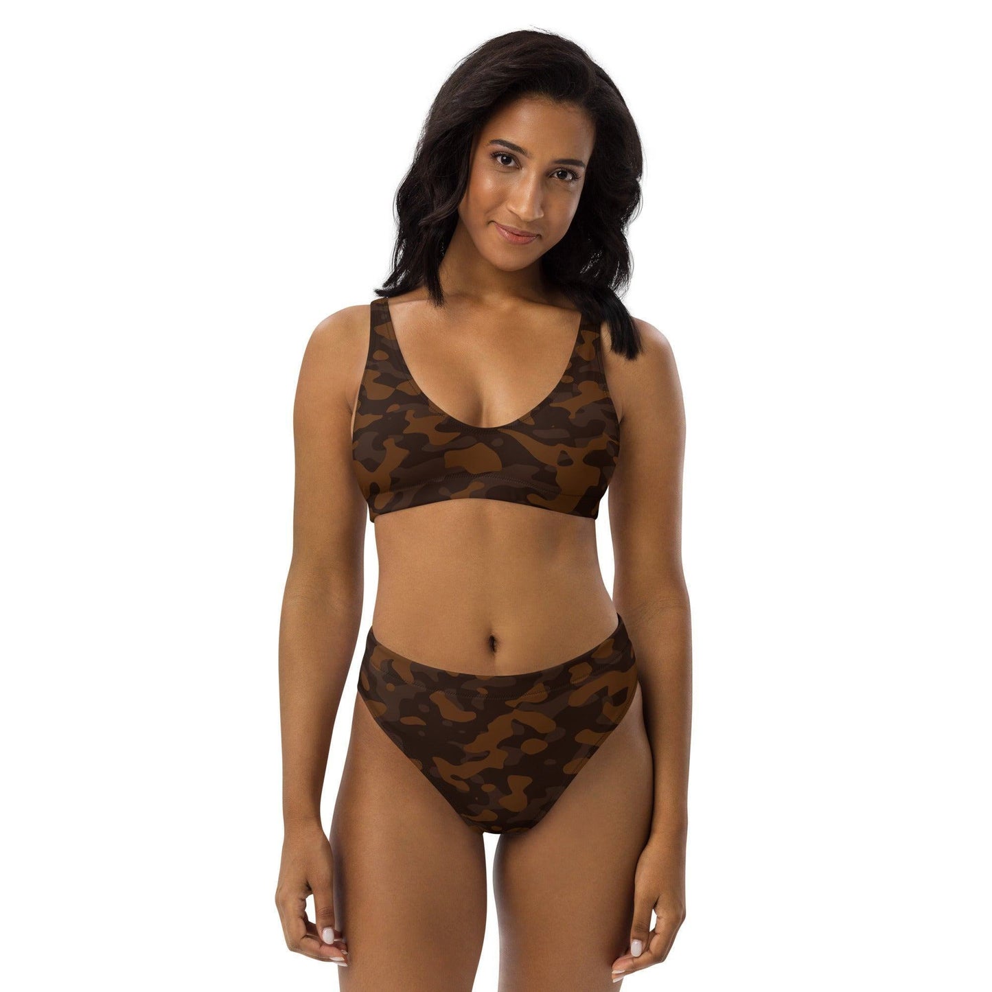 Braun Camouflage High Waist Bikini Bikini 56.99 Bikini, braun, brown, Camo, Camouflage, Design, Einlagen, Elastan, Fashion, GRS, High, Mode, Muster, Passform, Pattern, Polyester, Style, Tarnfarben, UPF50, Waist, zweilagig, zweitilig, Ökotex JLR Design