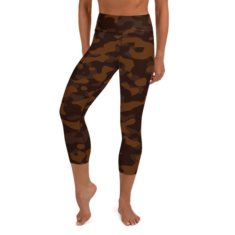 Braune Camouflage Damen Yoga Capri Leggings Yoga Capri Leggings 54.99 Bewebungsfreiheit, Bewegung, braun, brown, Bund, Camo, Camouflage, Capri, Damen, Design, Elastan, Fashion, Fitness, Fitnessstudio, Flacher, Gummizug, Gym, hochwertig, Körper, Leggings, Material, Mode, Pattern, Polyester, Saum, Session, Sport, Streetwear, Style, Tarnmuster, USF50, Vier-Wege-Stretch, Wadenlang, Yoga JLR Design