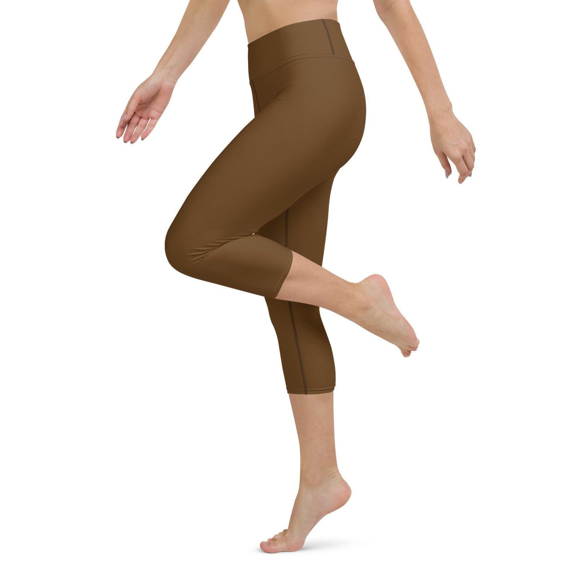 Braune Damen Yoga Capri Leggings Yoga Capri Leggings 49.99 Bewebungsfreiheit, Bewegung, braun, brown, Bund, Capri, Damen, Design, einfarbig, Elastan, Fashion, Fitness, Fitnessstudio, Flacher, Gummizug, Gym, hochwertig, Körper, Leggings, Material, Mode, Polyester, Saum, Session, Sport, Streetwear, Style, USF50, Vier-Wege-Stretch, Wadenlang, Yoga JLR Design