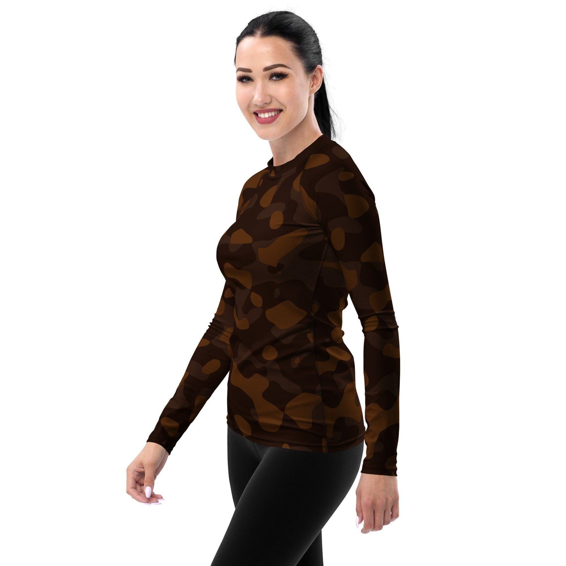 Braunes Camouflage Damen Rash Guard Rash Guard 59.99 4-Wege, Atmungsaktiv, bequem, braun, brown, Camo, Camouflage, Design, Elastan, Fashion, Flachnaht, Guard, Hautschutz, Kompression, Langarmshirt, Mode, Männermode, Outdoor, Pattern, Polyester, Rash, Sand, Schwimmen, Sonnenschutz, Sportbekleidung, Strandmode, Stretchstoff, Style, Surfen, Tarnmuster, trocknend, Wassersport, Wind JLR Design