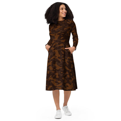 Braunes Camouflage langärmliges Midikleid Midikleid 67.99 Boot-Ausschnitt, braun, brown, camo, camouflage, Damen, Elastan, eng anliegend, Frauen, Jersey, muster, OEKOTEX100, pattern, Polyester, Premium, Seitentaschen, Strickstoff, Taille, Unterteil JLR Design