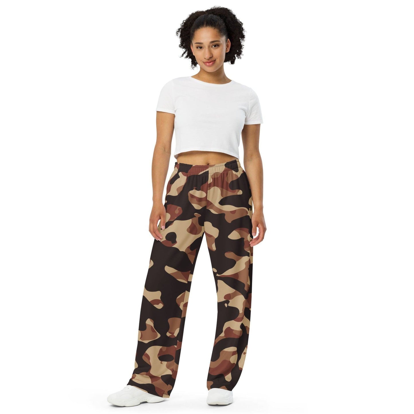 Brown Camouflage Hose mit weitem Bein Hose mit weitem Bein 57.99 atmungsaktiv, Bein, beont, Bewegungsfreiheit, braun, brown, Camo, Camouflage, einfarbig, Elastan, Figur, Hose, Komfort, Kordelzug, leicht, Look, Loungewear, luftige, lässig, Muster, OEKOTEX100, optisch, Passform, Pattern, Polyester, Pyjama, Seitentaschen, Sommer, Stoff, stretch, Taille, Tarnmuster, weitem JLR Design