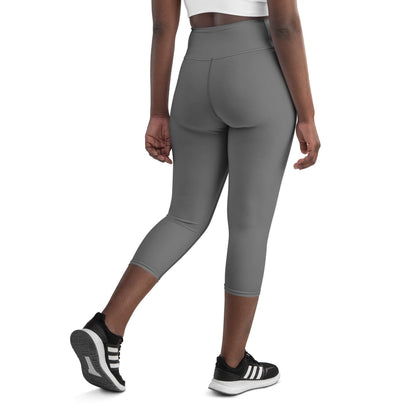 Graue Damen Yoga Capri Leggings Yoga Capri Leggings 49.99 Bewebungsfreiheit, Bewegung, Bund, Capri, Damen, Design, einfarbig, Elastan, Fashion, Fitness, Fitnessstudio, Flacher, grau, grey, Gummizug, Gym, hochwertig, Körper, Leggings, Material, Mode, Polyester, Saum, Session, Sport, Streetwear, Style, USF50, Vier-Wege-Stretch, Wadenlang, Yoga JLR Design