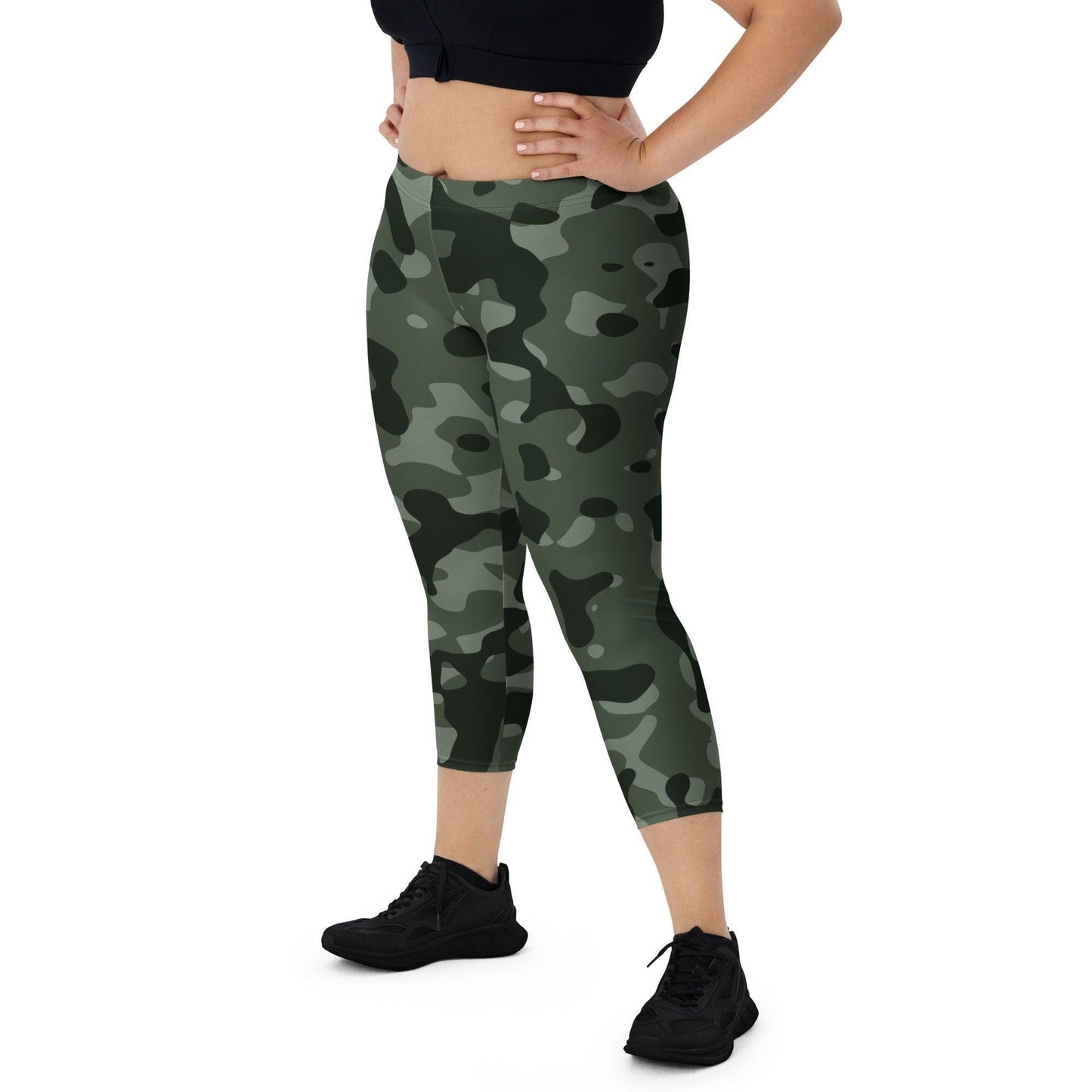 Green Camouflage Damen Capri Leggings Capri Leggings 54.99 Alltag, bequem, Camo, Camouflage, Capri, Damen, Design, Elastan, enganliegend, entspannen, green, grün, Leggings, Mikrofasergarn, Mode, modisch, Muster, Outdoor, Passform, Pattern, Polyester, Sport, Stil, Style, Tarnmuster, USF50, verkürzt, vielseitig, Vier-Wege-Stretch JLR Design