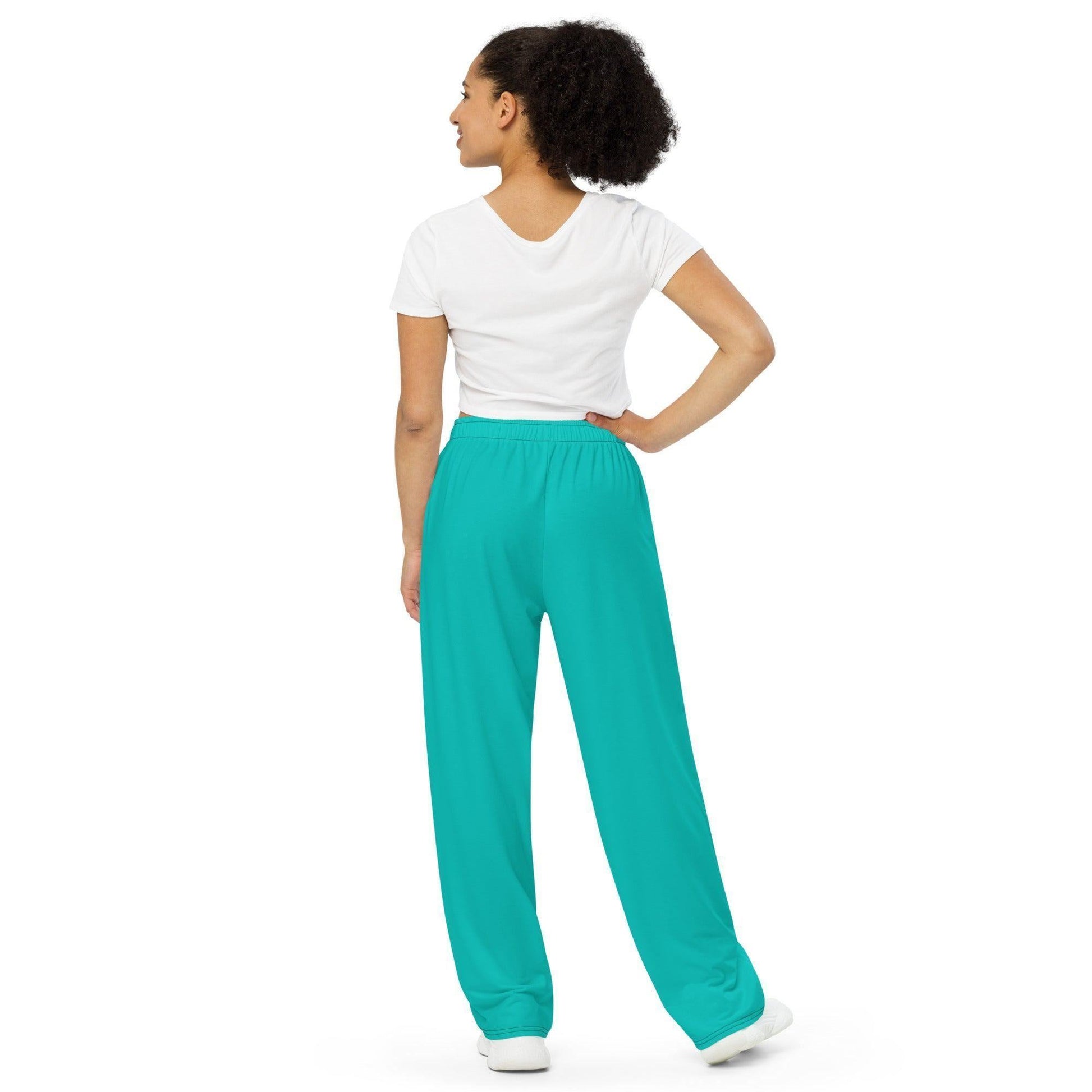 Iris Blue Hose mit weitem Bein Hose mit weitem Bein 53.99 atmungsaktiv, Bein, beont, Bewegungsfreiheit, blue, einfarbig, Elastan, Figur, Hose, iris, Komfort, Kordelzug, leicht, Look, Loungewear, luftige, lässig, OEKOTEX100, optisch, Passform, Polyester, Pyjama, Seitentaschen, Sommer, Stoff, stretch, Taille, türkis, weitem JLR Design