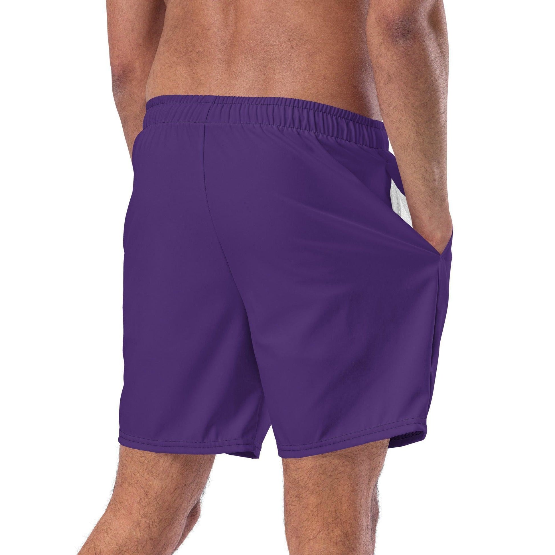 Lila Herren Badehose Badehose 59.99 Badehose, Badevergnügen, einfarbig, Elastan, Herren, Hüftband, Innenfutter, Komfort, Kordelzug, lila, Mann, Männer, Passform, Polyester, Pool, recycelt, Scheuerschutz, See, trocknend, violet JLR Design