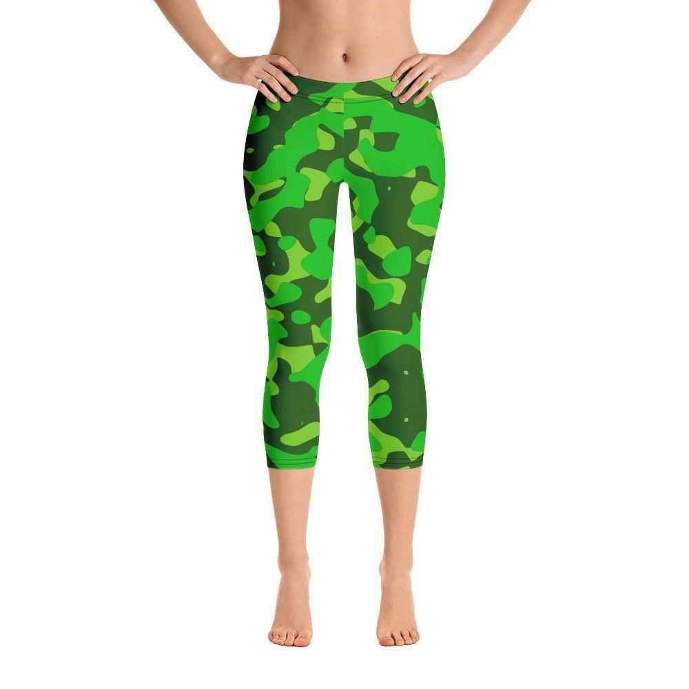 Lime Green Camouflage Damen Capri Leggings Capri Leggings 54.99 Alltag, bequem, Camo, Camouflage, Capri, Damen, Design, Elastan, enganliegend, entspannen, Green, grün, Leggings, Mikrofasergarn, Mode, modisch, Muster, Outdoor, Passform, Pattern, Polyester, Sport, Stil, Style, Tarnmuster, USF50, verkürzt, vielseitig, Vier-Wege-Stretch JLR Design