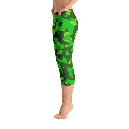 Lime Green Camouflage Damen Capri Leggings Capri Leggings 54.99 Alltag, bequem, Camo, Camouflage, Capri, Damen, Design, Elastan, enganliegend, entspannen, Green, grün, Leggings, Mikrofasergarn, Mode, modisch, Muster, Outdoor, Passform, Pattern, Polyester, Sport, Stil, Style, Tarnmuster, USF50, verkürzt, vielseitig, Vier-Wege-Stretch JLR Design