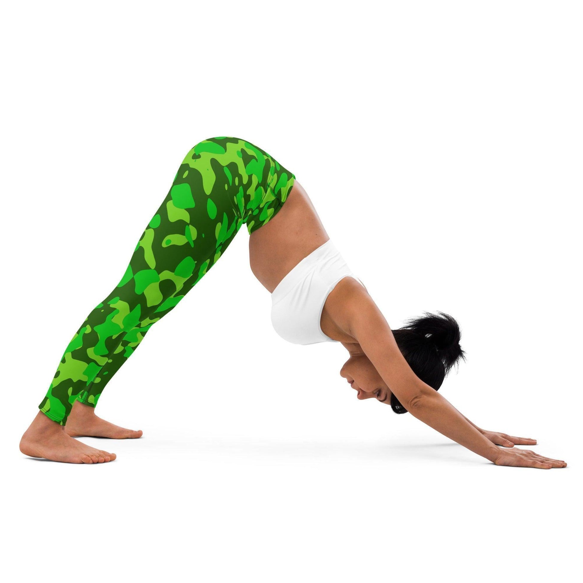 Lime Green Camouflage Damen Yoga Leggings Yoga Leggings 59.99 atmungsaktiv, Camo, Camouflage, Damen, Design, Elastan, Fitness, Flexibilität, fließend, gleiten, Green, Grün, Gummizug, High, Hüftbewegungen, kompression, Leggings, Lime, Mikrofasergarn, Muster, Pattern, Polyester, Posen, Schutzfaktor, Sport, Stretch, Studio, stylisch, UV, Vier-Wege-Stretch, Waist, Yoga JLR Design