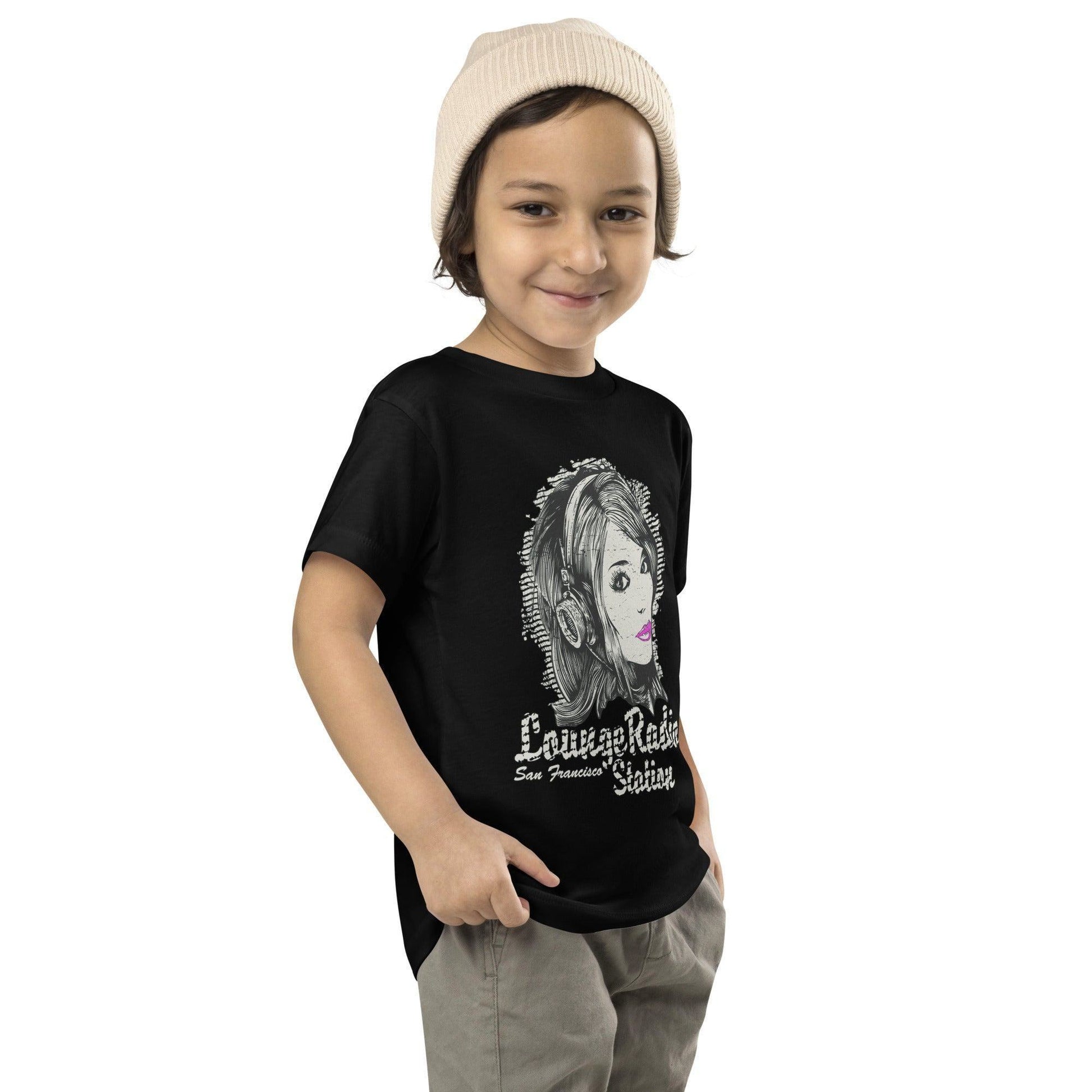 Lounge Radio T-Shirt für Kleinkinder -- Lounge Radio T-Shirt für Kleinkinder - undefined T-Shirt | JLR Design