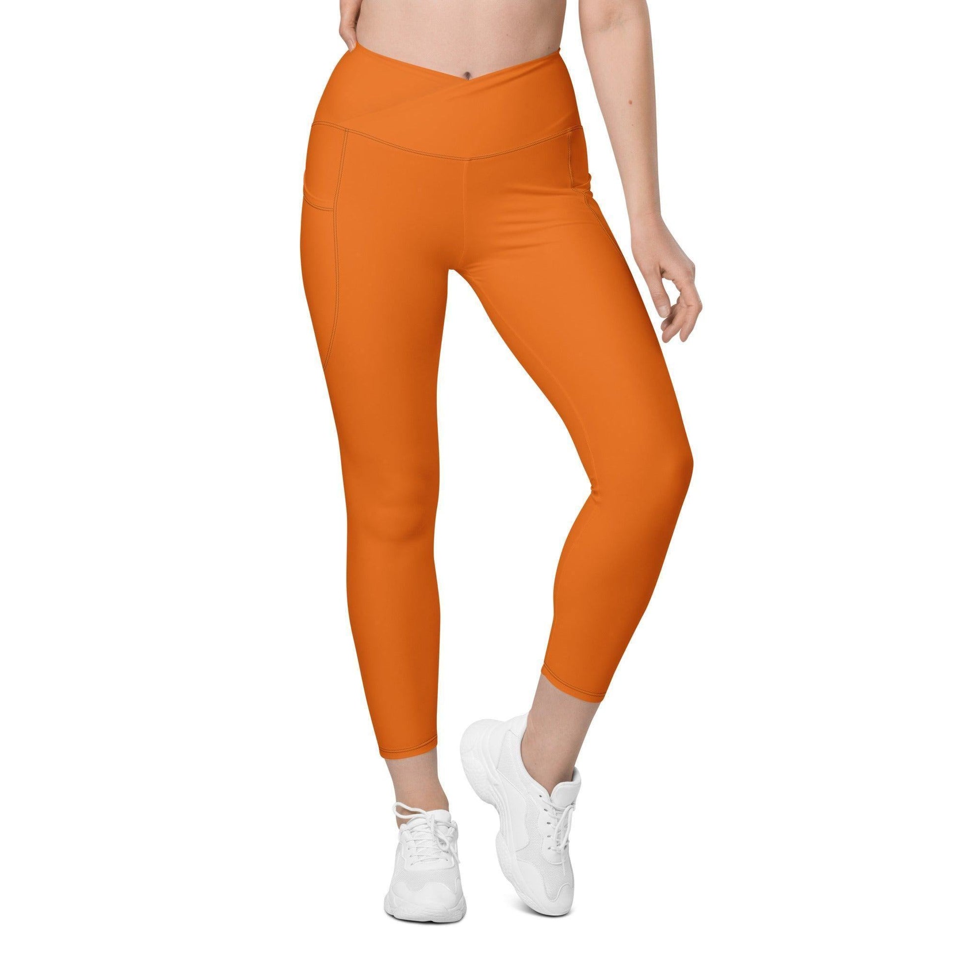 Mango Tango Damen V-Bund Leggings mit Taschen V-Bund Leggings 59.99 1 Tasche auf jeder Seite, atmungsaktives Material, Damen, Design, einfarbig, Elastan, Fashion, Hoch tailliert, hoher Tragekomfort, Komfort, Mango, Mode, OEKOTEX100, orange, Outfit, Polyester, schmeichelhafter Schnitt, Style, Tango, UPF50, V-Bund Leggings JLR Design