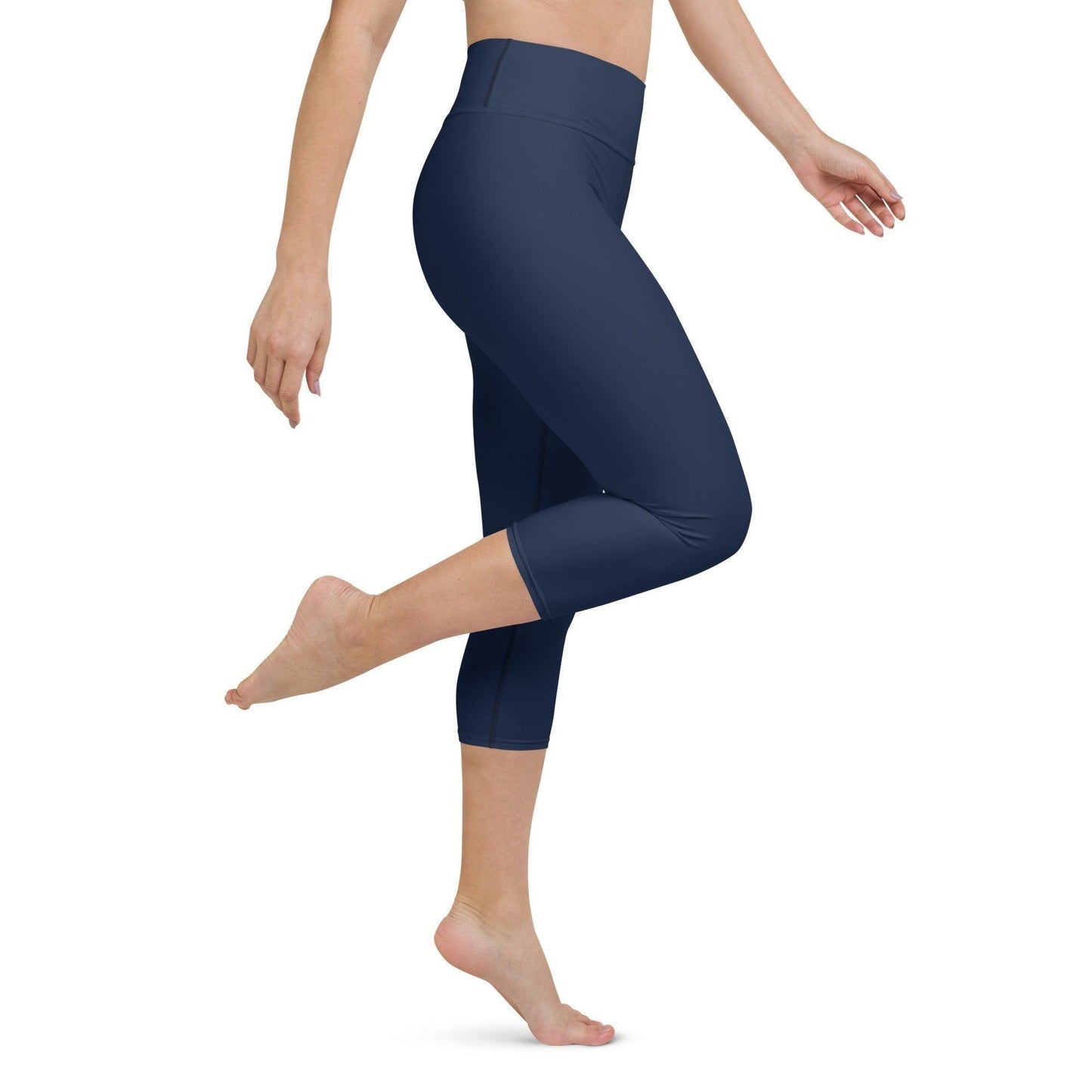 Navy Yoga Capri Leggings Yoga Capri Leggings 49.99 Bewebungsfreiheit, Bewegung, blau, blue, Bund, Capri, Damen, Design, einfarbig, Elastan, Fashion, Fitness, Fitnessstudio, Flacher, Gummizug, Gym, hochwertig, Körper, Leggings, Material, Mode, navy, Polyester, Saum, Session, Sport, Streetwear, Style, USF50, Vier-Wege-Stretch, Wadenlang, Yoga JLR Design